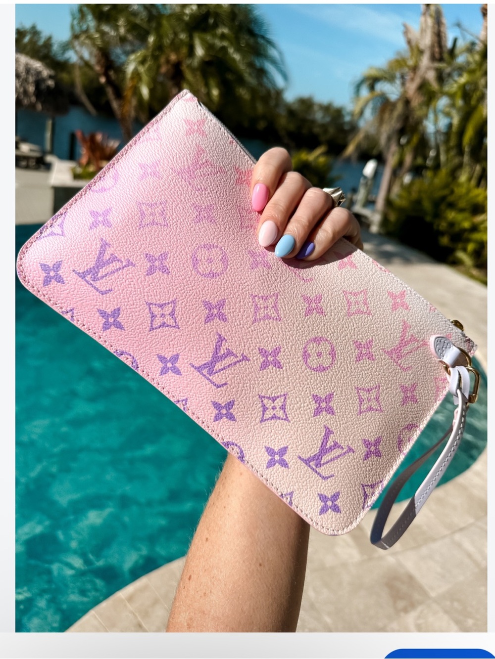 Louis Vuitton sunrise pastel neverfull pouch